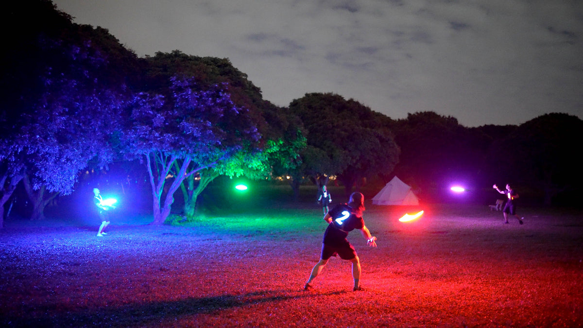 TOSY® LED Flying Disc RGB – 108 Lights, 16M Colors, Rechargeable Frisbee