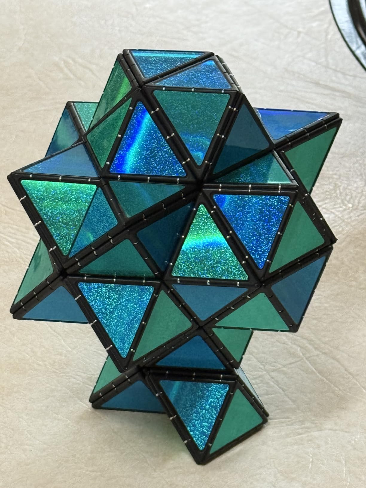 TOSY® Magnet Pyramid – Transforming Magnetic Building Toy